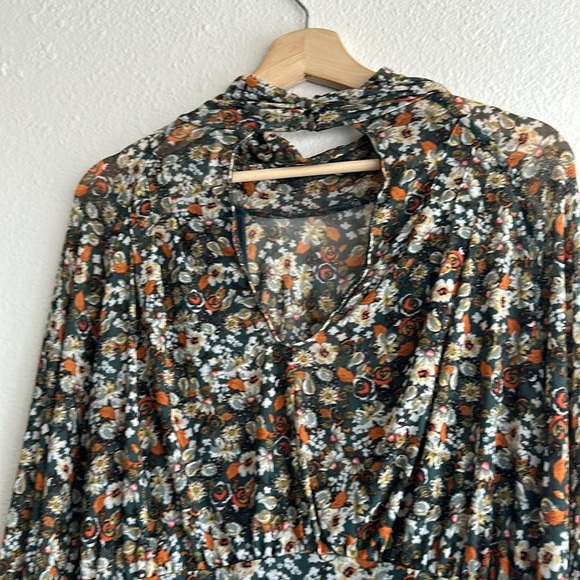 Free People Green All Dolled Up Floral Cropped Long Sleeve Blouse Sz. S - Picture 11 of 12